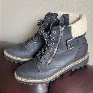 Universal Thread Black Combat Boots with Shearling Collar